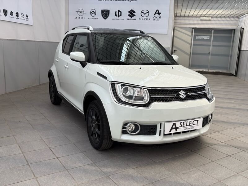 https://cdn-dk.caraffinity.it/dealer/datafiles/vehicle/images/800/32954/OyLMKOpaGWy5u1fS.jpg?opacity=0&size=30&position=BOTTOM_RIGHT&border=0&watermark=%2Fdealer%2Fdatafiles%2Fvehicle%2Fimages%2Fwatermark%2F32954%2Fd28b17c5-03ca-4e26-bd0f-ab8818a4f7db.png