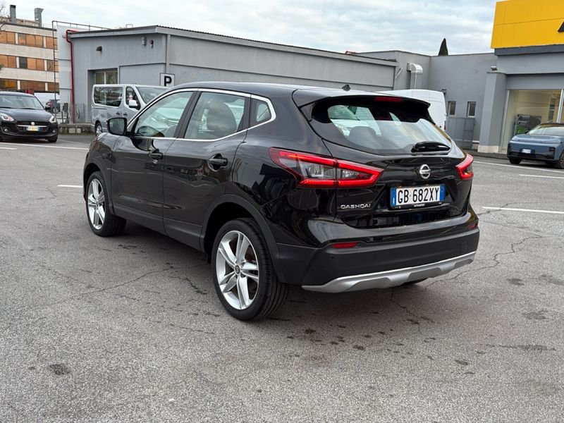 https://cdn-dk.caraffinity.it/dealer/datafiles/vehicle/images/800/32954/P2pEVN0R6eItIxaG.jpg?opacity=10&size=20&position=BOTTOM_RIGHT&border=0&watermark=%2Fdealer%2Fdatafiles%2Fvehicle%2Fimages%2Fwatermark%2F32954%2F775f2d5d-ef44-4a55-8370-84cbc0998b87.png