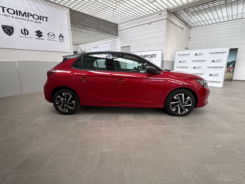https://cdn-dk.caraffinity.it/dealer/datafiles/vehicle/images/800/32954/PSZNCbZ09lujHL7F.jpg?opacity=0&size=30&position=BOTTOM_LEFT&border=0&watermark=%2Fdealer%2Fdatafiles%2Fvehicle%2Fimages%2Fwatermark%2F32954%2F59948587-165d-4d71-b051-089e3253b7a7.png