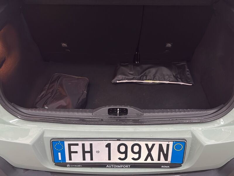 https://cdn-dk.caraffinity.it/dealer/datafiles/vehicle/images/800/32954/Q9HNLtRbVXBsDfjn.jpg?opacity=10&size=20&position=BOTTOM_RIGHT&border=0&watermark=%2Fdealer%2Fdatafiles%2Fvehicle%2Fimages%2Fwatermark%2F32954%2F775f2d5d-ef44-4a55-8370-84cbc0998b87.png