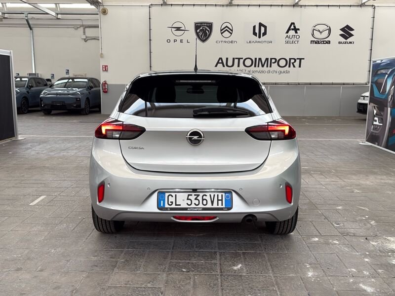 https://cdn-dk.caraffinity.it/dealer/datafiles/vehicle/images/800/32954/QIj28alafYN7hI6o.jpg?opacity=0&size=30&position=BOTTOM_LEFT&border=0&watermark=%2Fdealer%2Fdatafiles%2Fvehicle%2Fimages%2Fwatermark%2F32954%2F59948587-165d-4d71-b051-089e3253b7a7.png