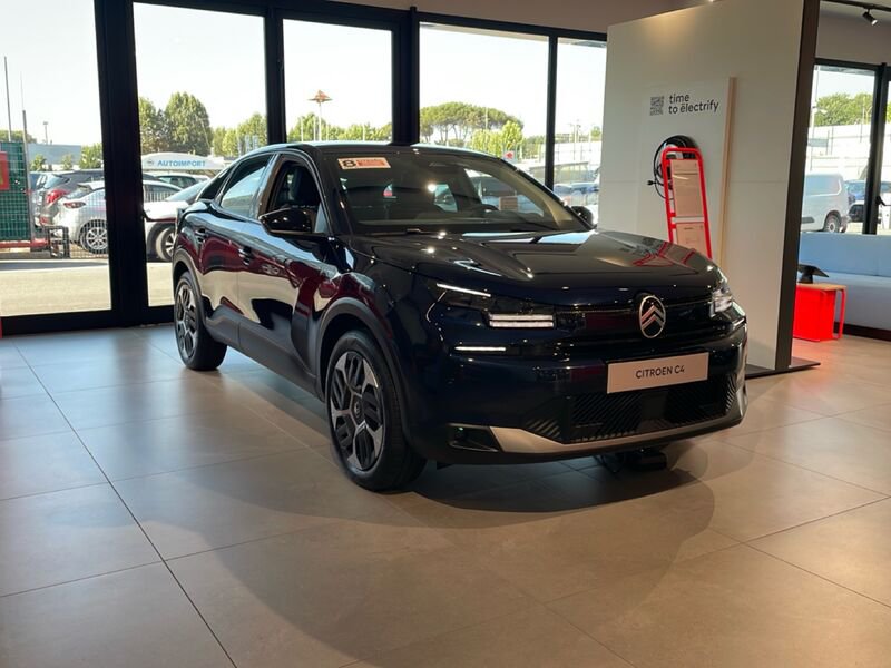https://cdn-dk.caraffinity.it/dealer/datafiles/vehicle/images/800/32954/R4E0rG6x9s0rw4Ak.jpg?opacity=10&size=20&position=BOTTOM_RIGHT&border=0&watermark=%2Fdealer%2Fdatafiles%2Fvehicle%2Fimages%2Fwatermark%2F32954%2F775f2d5d-ef44-4a55-8370-84cbc0998b87.png