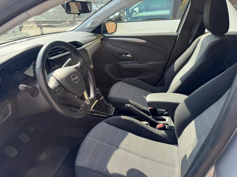 https://cdn-dk.caraffinity.it/dealer/datafiles/vehicle/images/800/32954/Rsp46ukTT7EGSv5P.jpeg?opacity=0&size=30&position=BOTTOM_LEFT&border=0&watermark=%2Fdealer%2Fdatafiles%2Fvehicle%2Fimages%2Fwatermark%2F32954%2F59948587-165d-4d71-b051-089e3253b7a7.png