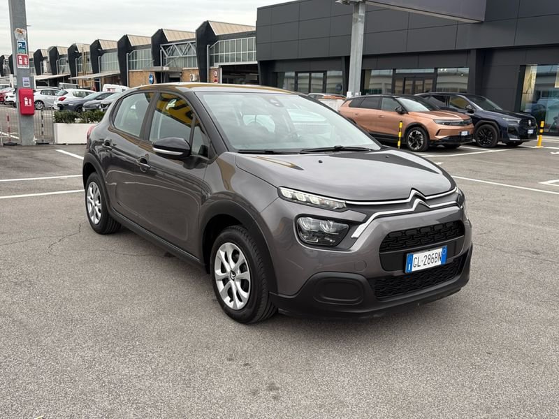 https://cdn-dk.caraffinity.it/dealer/datafiles/vehicle/images/800/32954/SKdvmRQG83wl6qeM.jpg?opacity=10&size=20&position=BOTTOM_RIGHT&border=0&watermark=%2Fdealer%2Fdatafiles%2Fvehicle%2Fimages%2Fwatermark%2F32954%2F775f2d5d-ef44-4a55-8370-84cbc0998b87.png