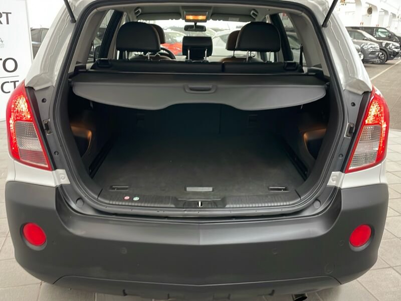 https://cdn-dk.caraffinity.it/dealer/datafiles/vehicle/images/800/32954/SbRI4vQhdsbASFZ9.jpg?opacity=0&size=30&position=BOTTOM_LEFT&border=0&watermark=%2Fdealer%2Fdatafiles%2Fvehicle%2Fimages%2Fwatermark%2F32954%2F59948587-165d-4d71-b051-089e3253b7a7.png