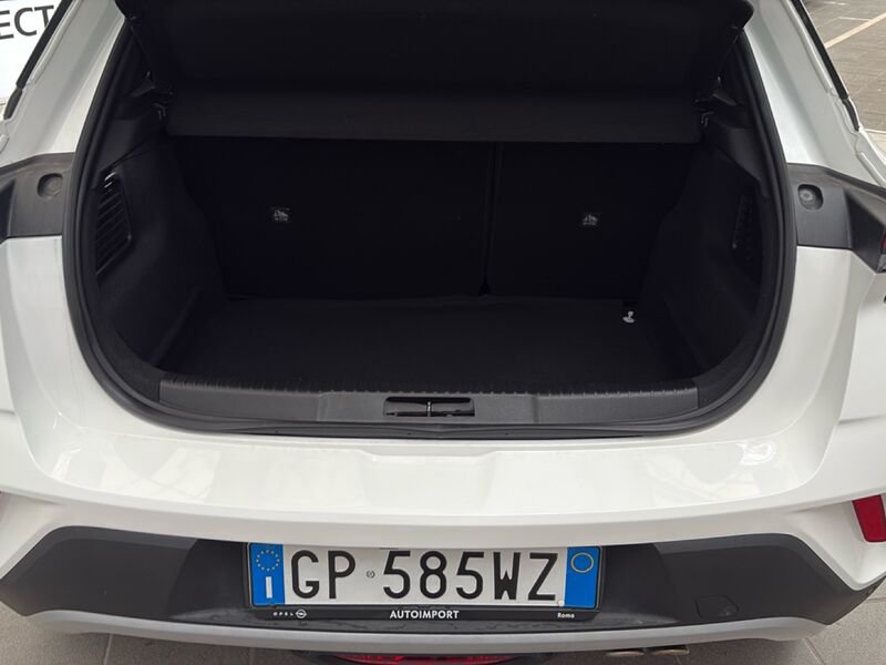 https://cdn-dk.caraffinity.it/dealer/datafiles/vehicle/images/800/32954/SkY4UmUlH6QANpL8.jpg?opacity=0&size=30&position=BOTTOM_LEFT&border=0&watermark=%2Fdealer%2Fdatafiles%2Fvehicle%2Fimages%2Fwatermark%2F32954%2F59948587-165d-4d71-b051-089e3253b7a7.png