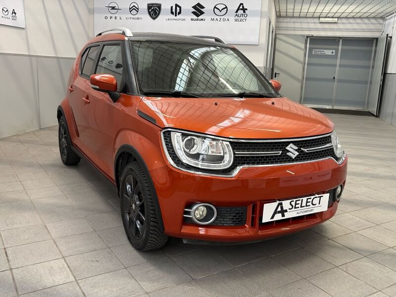 https://cdn-dk.caraffinity.it/dealer/datafiles/vehicle/images/800/32954/SsQ6X8zwtDFwi306.jpg?opacity=10&size=20&position=BOTTOM_RIGHT&border=0&watermark=%2Fdealer%2Fdatafiles%2Fvehicle%2Fimages%2Fwatermark%2F32954%2F775f2d5d-ef44-4a55-8370-84cbc0998b87.png