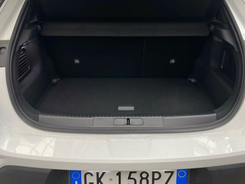 https://cdn-dk.caraffinity.it/dealer/datafiles/vehicle/images/800/32954/TBlaScKLHXRSqdU4.jpg?opacity=0&size=30&position=BOTTOM_LEFT&border=0&watermark=%2Fdealer%2Fdatafiles%2Fvehicle%2Fimages%2Fwatermark%2F32954%2F59948587-165d-4d71-b051-089e3253b7a7.png