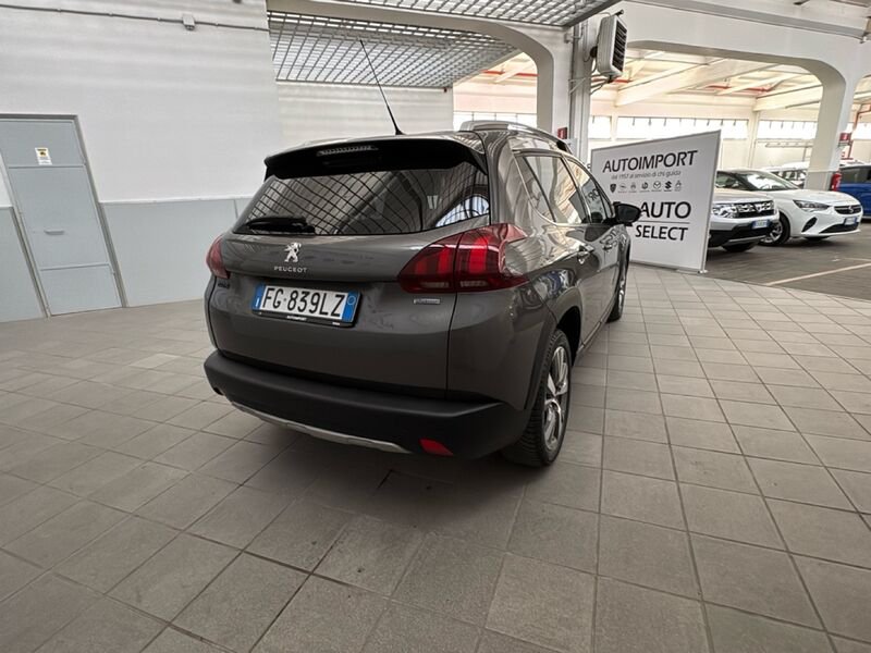 https://cdn-dk.caraffinity.it/dealer/datafiles/vehicle/images/800/32954/X0RbU72OY1sKN5L4.jpg?opacity=0&size=30&position=BOTTOM_RIGHT&border=0&watermark=%2Fdealer%2Fdatafiles%2Fvehicle%2Fimages%2Fwatermark%2F32954%2Fd28b17c5-03ca-4e26-bd0f-ab8818a4f7db.png