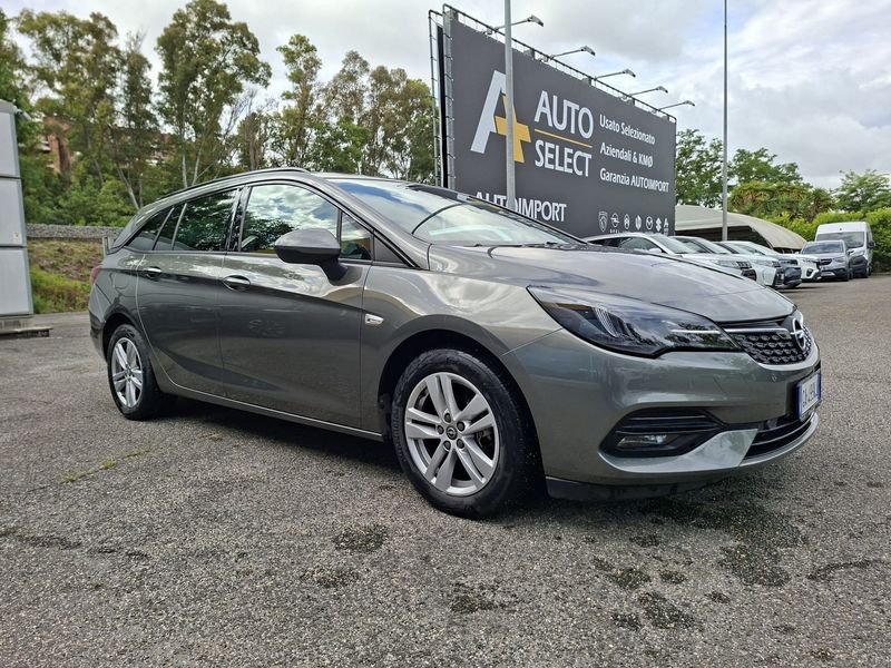 https://cdn-dk.caraffinity.it/dealer/datafiles/vehicle/images/800/32954/Y9KOnsaQk1TRTnK5.jpeg?opacity=0&size=30&position=BOTTOM_LEFT&border=0&watermark=%2Fdealer%2Fdatafiles%2Fvehicle%2Fimages%2Fwatermark%2F32954%2F59948587-165d-4d71-b051-089e3253b7a7.png