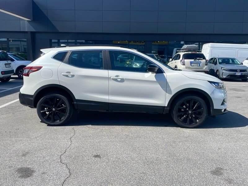 https://cdn-dk.caraffinity.it/dealer/datafiles/vehicle/images/800/32954/YmUDpAiYFlllkz0t.jpg?opacity=10&size=20&position=BOTTOM_RIGHT&border=0&watermark=%2Fdealer%2Fdatafiles%2Fvehicle%2Fimages%2Fwatermark%2F32954%2F775f2d5d-ef44-4a55-8370-84cbc0998b87.png