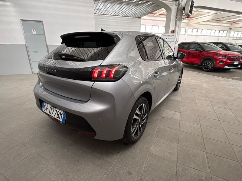 https://cdn-dk.caraffinity.it/dealer/datafiles/vehicle/images/800/32954/ZIFSGIinsLWYtMee.jpg?opacity=10&size=20&position=BOTTOM_RIGHT&border=0&watermark=%2Fdealer%2Fdatafiles%2Fvehicle%2Fimages%2Fwatermark%2F32954%2F775f2d5d-ef44-4a55-8370-84cbc0998b87.png