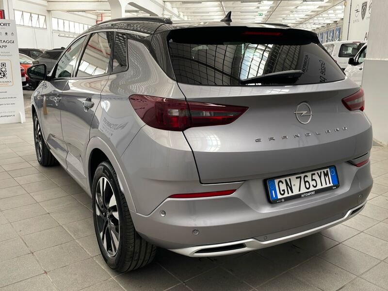 https://cdn-dk.caraffinity.it/dealer/datafiles/vehicle/images/800/32954/ZgFKorfM43vgleTu.jpg?opacity=0&size=30&position=BOTTOM_LEFT&border=0&watermark=%2Fdealer%2Fdatafiles%2Fvehicle%2Fimages%2Fwatermark%2F32954%2F59948587-165d-4d71-b051-089e3253b7a7.png