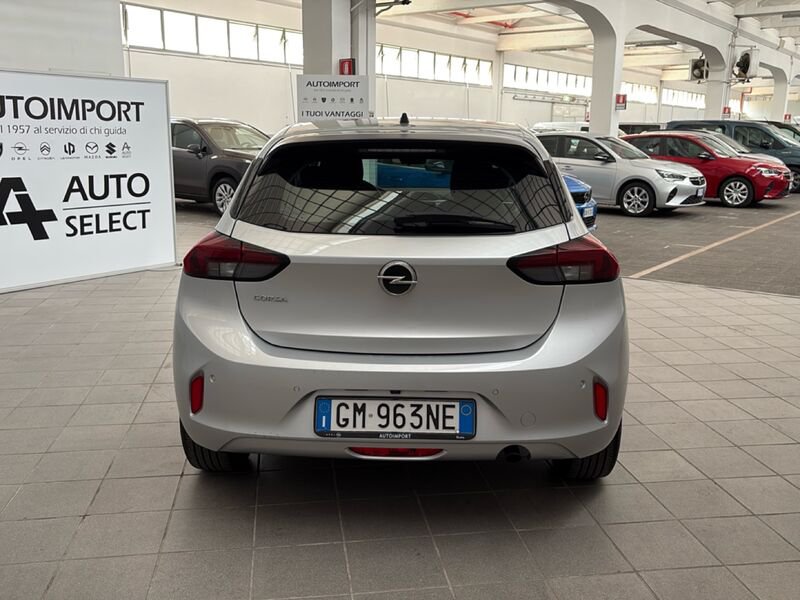 https://cdn-dk.caraffinity.it/dealer/datafiles/vehicle/images/800/32954/b22U7cyMM0KoV3a7.jpg?opacity=0&size=30&position=BOTTOM_LEFT&border=0&watermark=%2Fdealer%2Fdatafiles%2Fvehicle%2Fimages%2Fwatermark%2F32954%2F59948587-165d-4d71-b051-089e3253b7a7.png