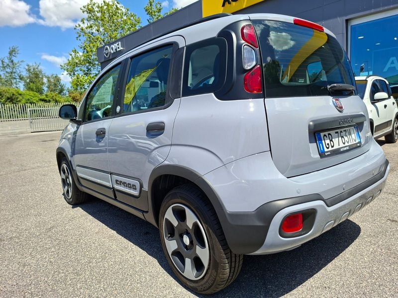 https://cdn-dk.caraffinity.it/dealer/datafiles/vehicle/images/800/32954/bv8ZZ7mLITNShgVH.jpeg?opacity=10&size=20&position=BOTTOM_RIGHT&border=0&watermark=%2Fdealer%2Fdatafiles%2Fvehicle%2Fimages%2Fwatermark%2F32954%2F775f2d5d-ef44-4a55-8370-84cbc0998b87.png