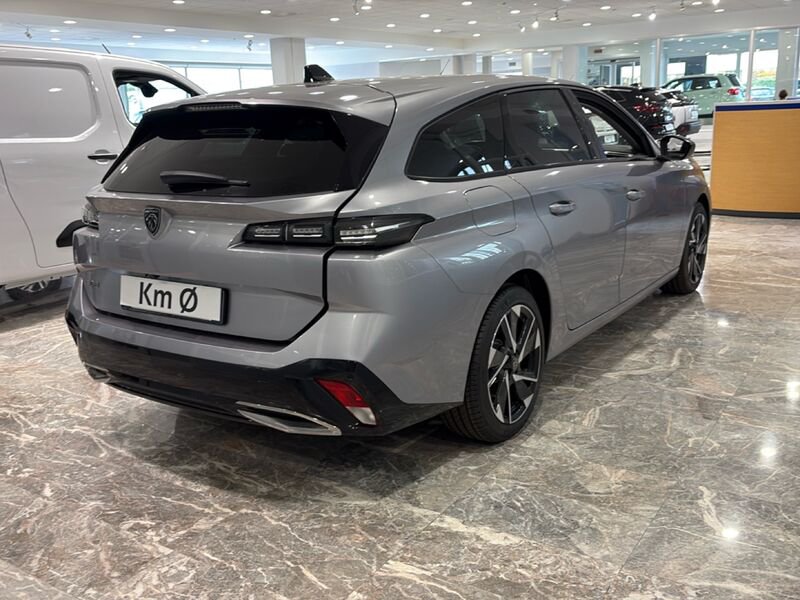 https://cdn-dk.caraffinity.it/dealer/datafiles/vehicle/images/800/32954/cZsOI8FgSunpPKNU.jpg?opacity=10&size=20&position=BOTTOM_RIGHT&border=0&watermark=%2Fdealer%2Fdatafiles%2Fvehicle%2Fimages%2Fwatermark%2F32954%2F775f2d5d-ef44-4a55-8370-84cbc0998b87.png