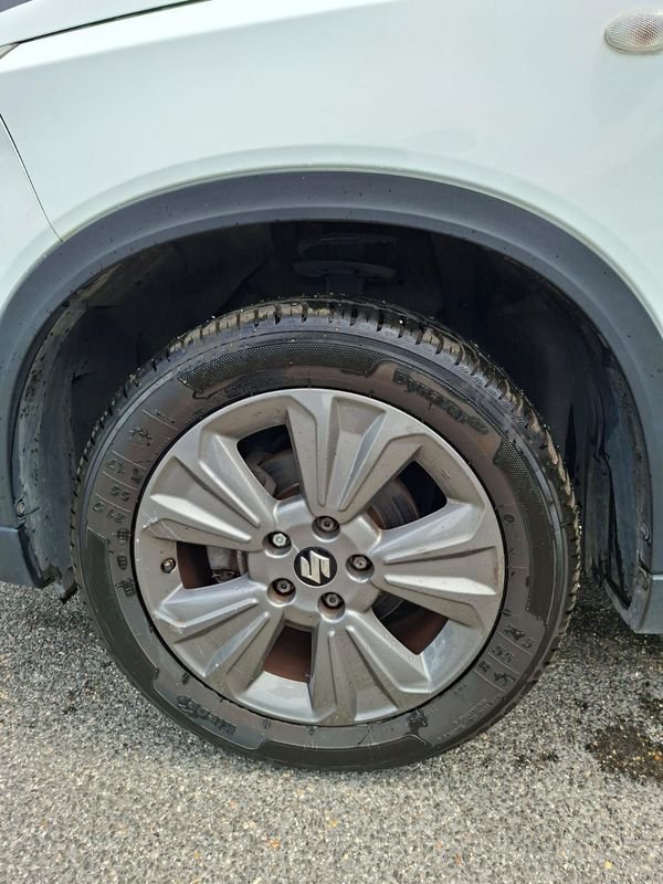 https://cdn-dk.caraffinity.it/dealer/datafiles/vehicle/images/800/32954/d2S5vvHW7UtZZ5oL.jpeg?opacity=10&size=20&position=BOTTOM_RIGHT&border=0&watermark=%2Fdealer%2Fdatafiles%2Fvehicle%2Fimages%2Fwatermark%2F32954%2F775f2d5d-ef44-4a55-8370-84cbc0998b87.png