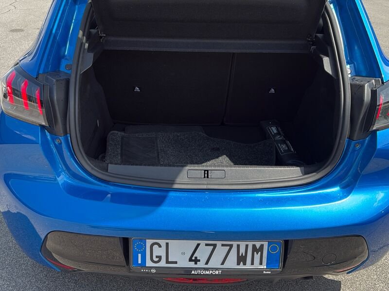 https://cdn-dk.caraffinity.it/dealer/datafiles/vehicle/images/800/32954/dgjdvYZMLIsgayZP.jpg?opacity=10&size=20&position=BOTTOM_RIGHT&border=0&watermark=%2Fdealer%2Fdatafiles%2Fvehicle%2Fimages%2Fwatermark%2F32954%2F775f2d5d-ef44-4a55-8370-84cbc0998b87.png