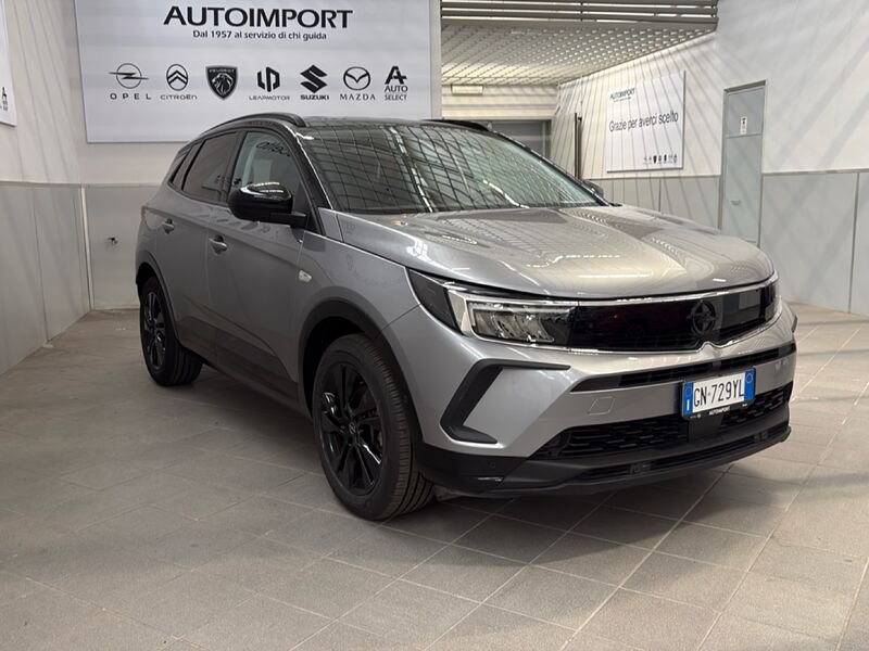 https://cdn-dk.caraffinity.it/dealer/datafiles/vehicle/images/800/32954/e6H2a9NKNWQsRZO5.jpg?opacity=0&size=30&position=BOTTOM_LEFT&border=0&watermark=%2Fdealer%2Fdatafiles%2Fvehicle%2Fimages%2Fwatermark%2F32954%2F59948587-165d-4d71-b051-089e3253b7a7.png