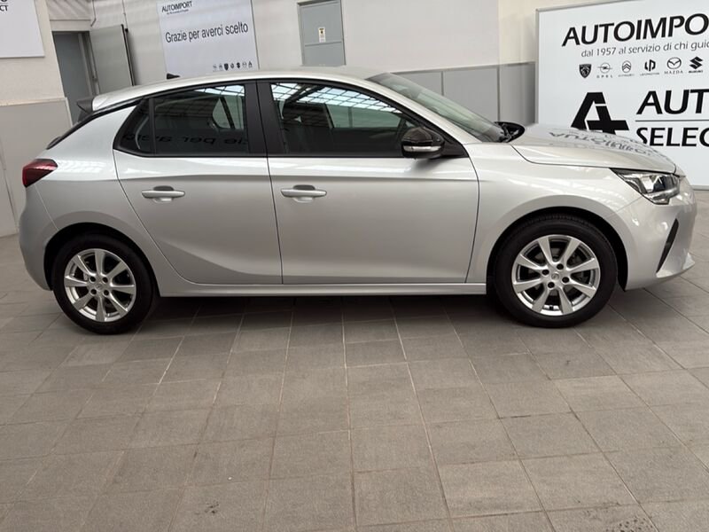 https://cdn-dk.caraffinity.it/dealer/datafiles/vehicle/images/800/32954/eYmIQohcmnLsa6HP.jpg?opacity=0&size=30&position=BOTTOM_LEFT&border=0&watermark=%2Fdealer%2Fdatafiles%2Fvehicle%2Fimages%2Fwatermark%2F32954%2F59948587-165d-4d71-b051-089e3253b7a7.png