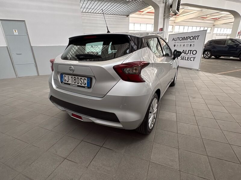 https://cdn-dk.caraffinity.it/dealer/datafiles/vehicle/images/800/32954/f9nJpr3eD9x8c8cM.jpg?opacity=10&size=20&position=BOTTOM_RIGHT&border=0&watermark=%2Fdealer%2Fdatafiles%2Fvehicle%2Fimages%2Fwatermark%2F32954%2F775f2d5d-ef44-4a55-8370-84cbc0998b87.png