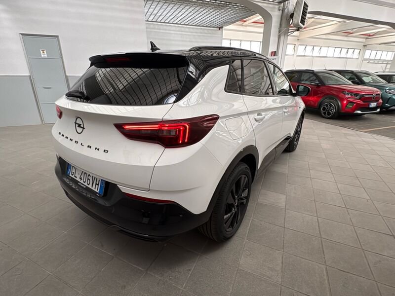 https://cdn-dk.caraffinity.it/dealer/datafiles/vehicle/images/800/32954/g3TlmPv7QxojmyGR.jpg?opacity=0&size=30&position=BOTTOM_LEFT&border=0&watermark=%2Fdealer%2Fdatafiles%2Fvehicle%2Fimages%2Fwatermark%2F32954%2F59948587-165d-4d71-b051-089e3253b7a7.png