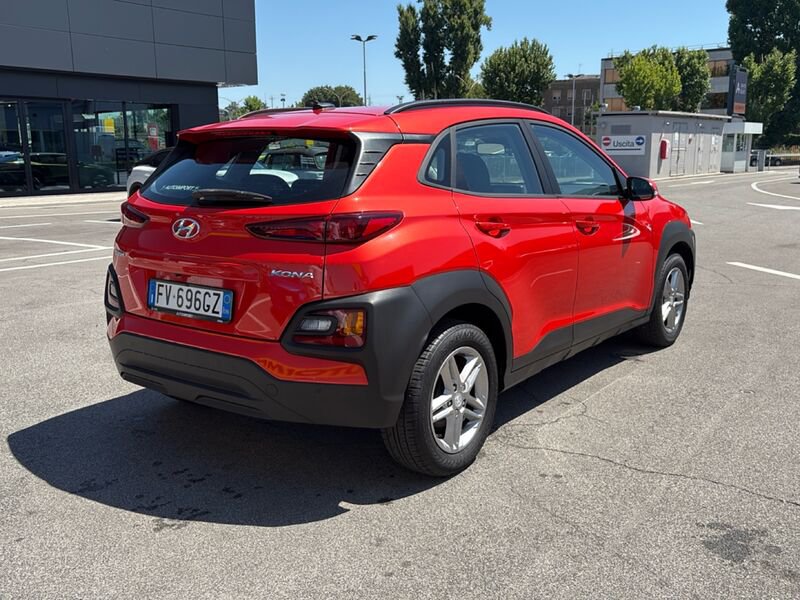 https://cdn-dk.caraffinity.it/dealer/datafiles/vehicle/images/800/32954/g7LwRgtlgosf3dY8.jpg?opacity=10&size=20&position=BOTTOM_RIGHT&border=0&watermark=%2Fdealer%2Fdatafiles%2Fvehicle%2Fimages%2Fwatermark%2F32954%2F775f2d5d-ef44-4a55-8370-84cbc0998b87.png