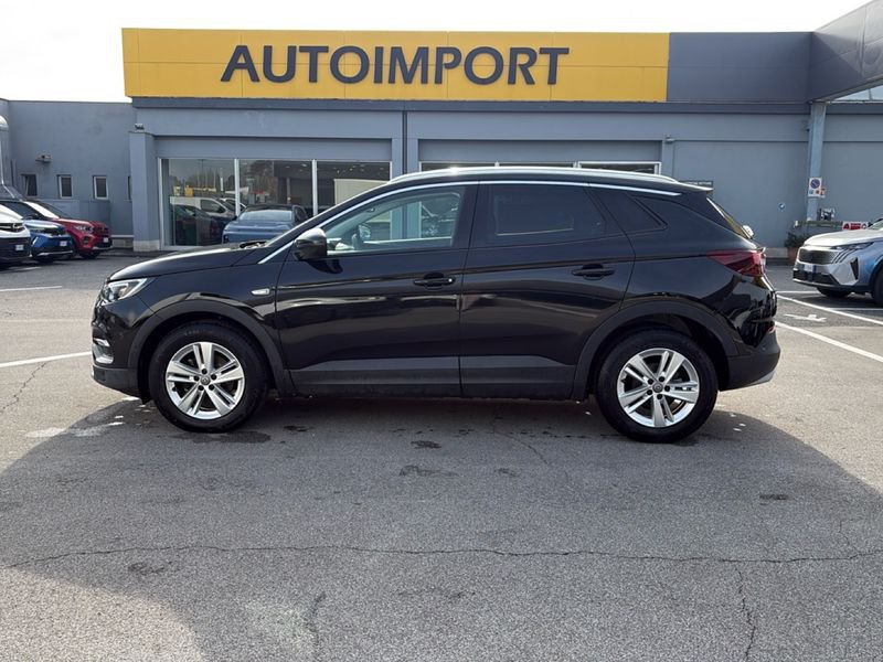 https://cdn-dk.caraffinity.it/dealer/datafiles/vehicle/images/800/32954/gEYATcxzTFyAL1kM.jpg?opacity=0&size=30&position=BOTTOM_LEFT&border=0&watermark=%2Fdealer%2Fdatafiles%2Fvehicle%2Fimages%2Fwatermark%2F32954%2F59948587-165d-4d71-b051-089e3253b7a7.png