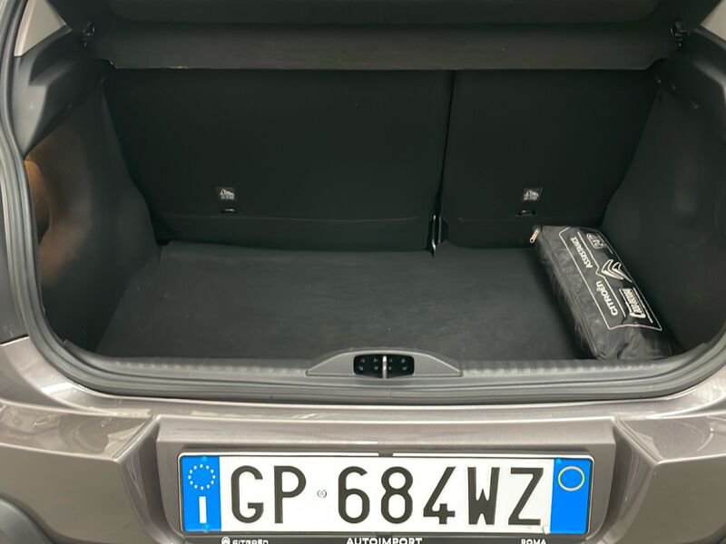 https://cdn-dk.caraffinity.it/dealer/datafiles/vehicle/images/800/32954/gjACNntTr5XNNEda.jpg?opacity=10&size=20&position=BOTTOM_RIGHT&border=0&watermark=%2Fdealer%2Fdatafiles%2Fvehicle%2Fimages%2Fwatermark%2F32954%2F775f2d5d-ef44-4a55-8370-84cbc0998b87.png