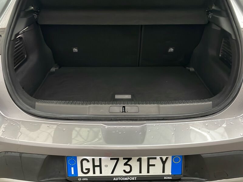 https://cdn-dk.caraffinity.it/dealer/datafiles/vehicle/images/800/32954/iuD1yZwnLegt7A9b.jpg?opacity=0&size=30&position=BOTTOM_LEFT&border=0&watermark=%2Fdealer%2Fdatafiles%2Fvehicle%2Fimages%2Fwatermark%2F32954%2F59948587-165d-4d71-b051-089e3253b7a7.png
