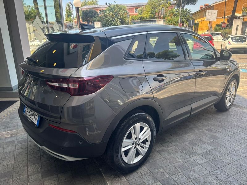 https://cdn-dk.caraffinity.it/dealer/datafiles/vehicle/images/800/32954/jGflIiDCkmvwf74a.jpeg?opacity=0&size=30&position=BOTTOM_LEFT&border=0&watermark=%2Fdealer%2Fdatafiles%2Fvehicle%2Fimages%2Fwatermark%2F32954%2F59948587-165d-4d71-b051-089e3253b7a7.png