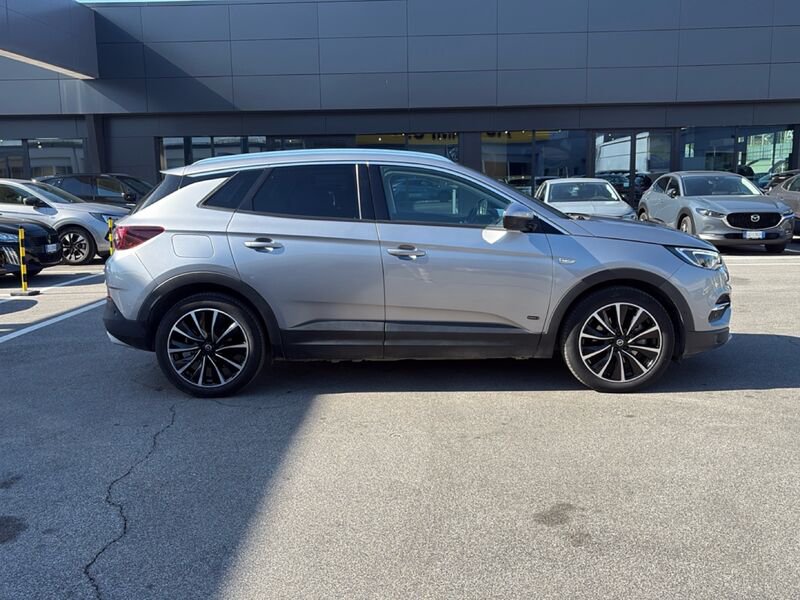 https://cdn-dk.caraffinity.it/dealer/datafiles/vehicle/images/800/32954/jGjBqPlme9gO2UXc.jpg?opacity=0&size=30&position=BOTTOM_LEFT&border=0&watermark=%2Fdealer%2Fdatafiles%2Fvehicle%2Fimages%2Fwatermark%2F32954%2F59948587-165d-4d71-b051-089e3253b7a7.png