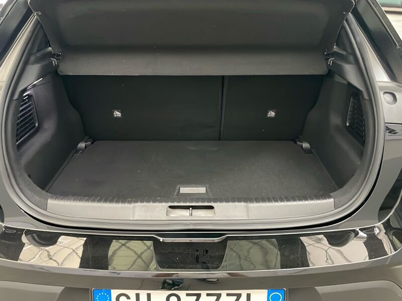 https://cdn-dk.caraffinity.it/dealer/datafiles/vehicle/images/800/32954/jSzJbIFk5RthWdYB.jpg?opacity=0&size=30&position=BOTTOM_LEFT&border=0&watermark=%2Fdealer%2Fdatafiles%2Fvehicle%2Fimages%2Fwatermark%2F32954%2F59948587-165d-4d71-b051-089e3253b7a7.png