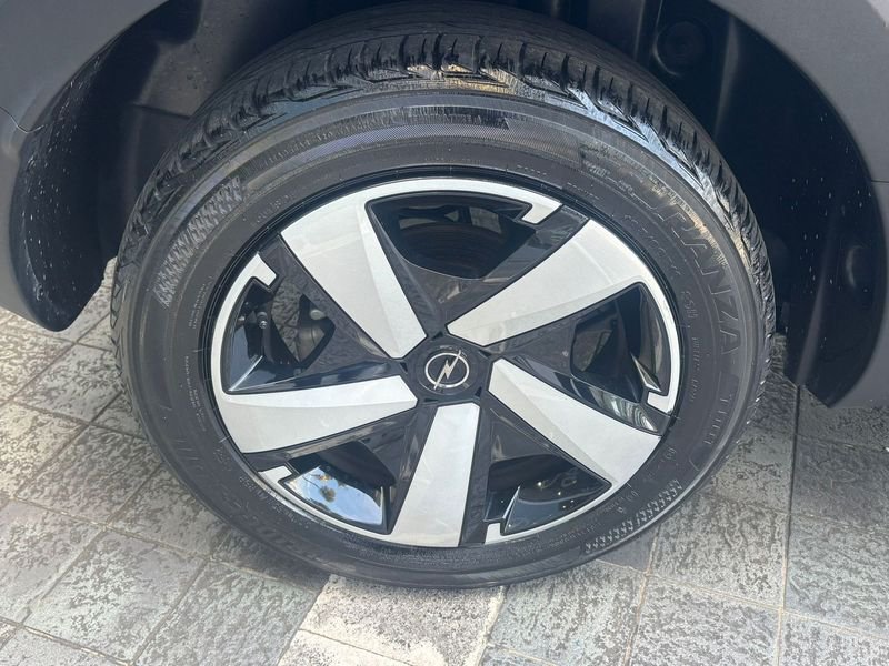 https://cdn-dk.caraffinity.it/dealer/datafiles/vehicle/images/800/32954/lCGwHWpsRjGkMuSt.jpeg?opacity=0&size=30&position=BOTTOM_LEFT&border=0&watermark=%2Fdealer%2Fdatafiles%2Fvehicle%2Fimages%2Fwatermark%2F32954%2F59948587-165d-4d71-b051-089e3253b7a7.png