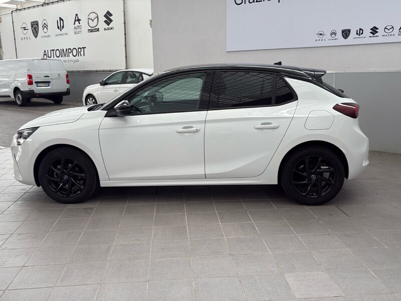 https://cdn-dk.caraffinity.it/dealer/datafiles/vehicle/images/800/32954/lcGb57Hy6UCeTDmE.jpg?opacity=0&size=30&position=BOTTOM_LEFT&border=0&watermark=%2Fdealer%2Fdatafiles%2Fvehicle%2Fimages%2Fwatermark%2F32954%2F59948587-165d-4d71-b051-089e3253b7a7.png
