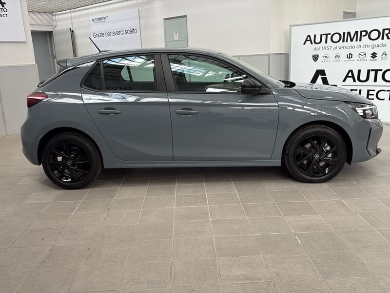 https://cdn-dk.caraffinity.it/dealer/datafiles/vehicle/images/800/32954/nLxrtXegLm8gtrPf.jpg?opacity=0&size=30&position=BOTTOM_LEFT&border=0&watermark=%2Fdealer%2Fdatafiles%2Fvehicle%2Fimages%2Fwatermark%2F32954%2F59948587-165d-4d71-b051-089e3253b7a7.png