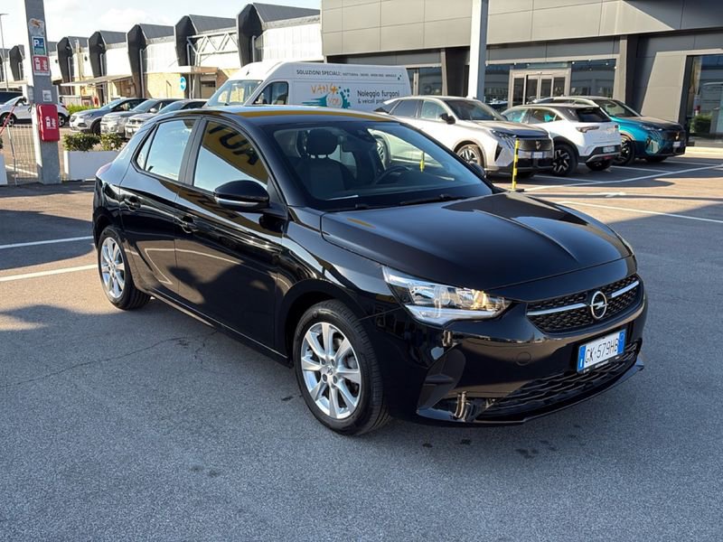 https://cdn-dk.caraffinity.it/dealer/datafiles/vehicle/images/800/32954/nZbeGAZJYTg022O8.jpg?opacity=0&size=30&position=BOTTOM_LEFT&border=0&watermark=%2Fdealer%2Fdatafiles%2Fvehicle%2Fimages%2Fwatermark%2F32954%2F59948587-165d-4d71-b051-089e3253b7a7.png