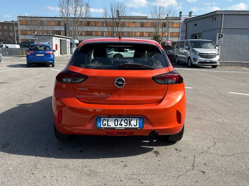 https://cdn-dk.caraffinity.it/dealer/datafiles/vehicle/images/800/32954/nbLqWyIpW9StGtzx.jpg?opacity=0&size=30&position=BOTTOM_LEFT&border=0&watermark=%2Fdealer%2Fdatafiles%2Fvehicle%2Fimages%2Fwatermark%2F32954%2F59948587-165d-4d71-b051-089e3253b7a7.png