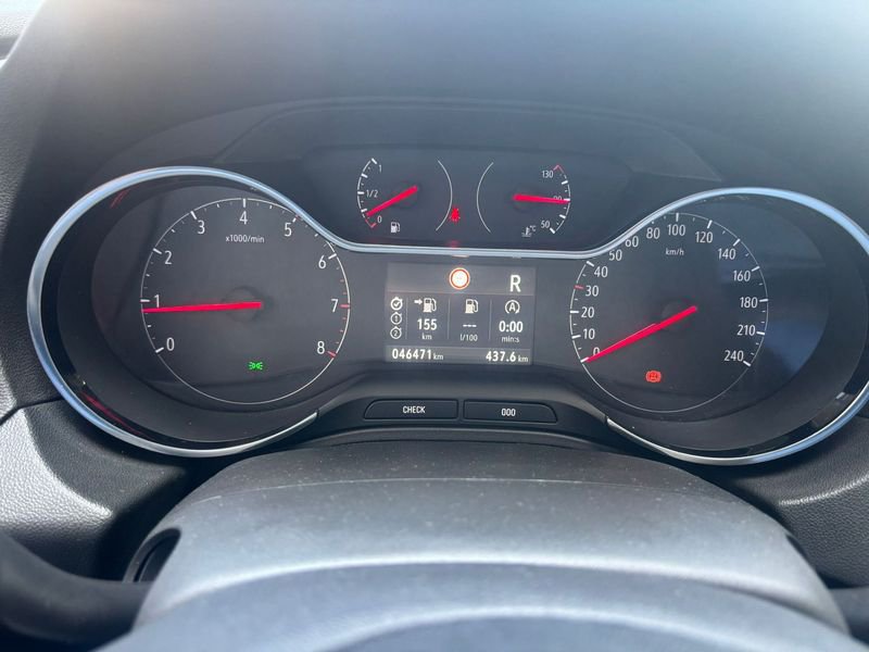 https://cdn-dk.caraffinity.it/dealer/datafiles/vehicle/images/800/32954/noTX33OOGnIsdFii.jpeg?opacity=0&size=30&position=BOTTOM_LEFT&border=0&watermark=%2Fdealer%2Fdatafiles%2Fvehicle%2Fimages%2Fwatermark%2F32954%2F59948587-165d-4d71-b051-089e3253b7a7.png