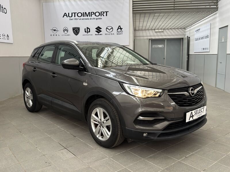 https://cdn-dk.caraffinity.it/dealer/datafiles/vehicle/images/800/32954/o4B0Fq3BeuEwFDWb.jpg?opacity=0&size=30&position=BOTTOM_LEFT&border=0&watermark=%2Fdealer%2Fdatafiles%2Fvehicle%2Fimages%2Fwatermark%2F32954%2F59948587-165d-4d71-b051-089e3253b7a7.png