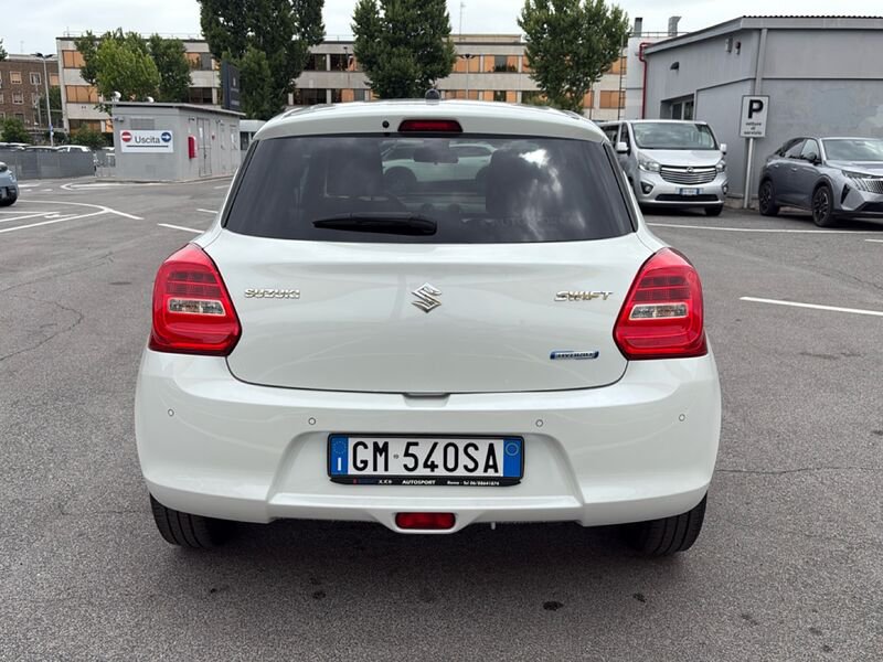 https://cdn-dk.caraffinity.it/dealer/datafiles/vehicle/images/800/32954/osecLaVIlyBNz2co.jpg?opacity=10&size=20&position=BOTTOM_RIGHT&border=0&watermark=%2Fdealer%2Fdatafiles%2Fvehicle%2Fimages%2Fwatermark%2F32954%2F775f2d5d-ef44-4a55-8370-84cbc0998b87.png