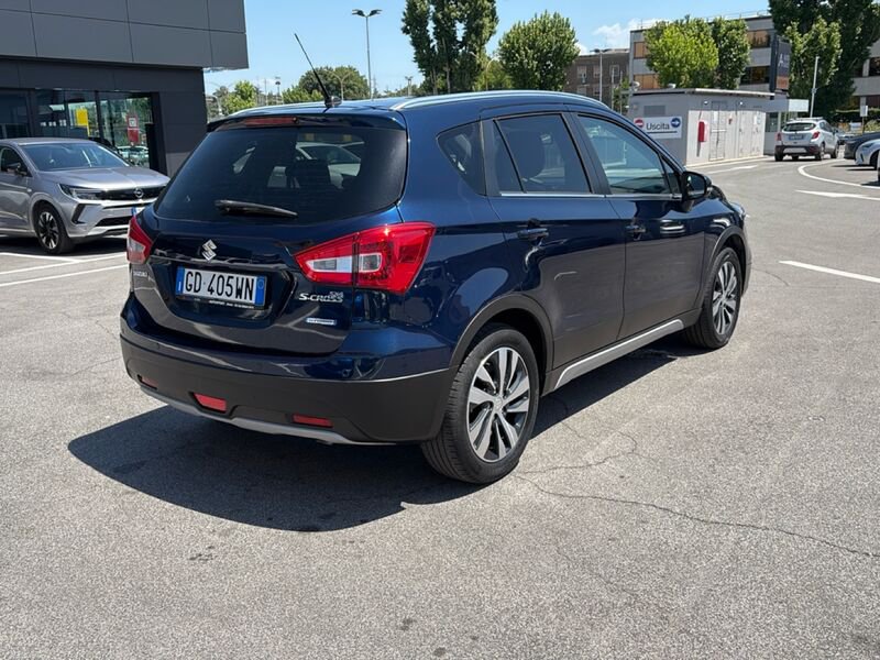 https://cdn-dk.caraffinity.it/dealer/datafiles/vehicle/images/800/32954/pQZ2Ged9fuxNQihm.jpg?opacity=10&size=20&position=BOTTOM_RIGHT&border=0&watermark=%2Fdealer%2Fdatafiles%2Fvehicle%2Fimages%2Fwatermark%2F32954%2F775f2d5d-ef44-4a55-8370-84cbc0998b87.png