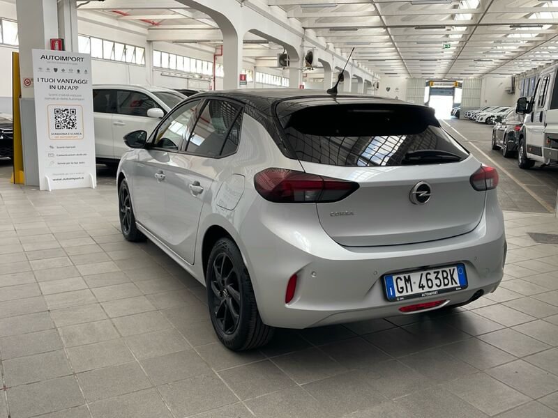 https://cdn-dk.caraffinity.it/dealer/datafiles/vehicle/images/800/32954/peBX9UM8YeUEJB0x.jpg?opacity=0&size=30&position=BOTTOM_LEFT&border=0&watermark=%2Fdealer%2Fdatafiles%2Fvehicle%2Fimages%2Fwatermark%2F32954%2F59948587-165d-4d71-b051-089e3253b7a7.png