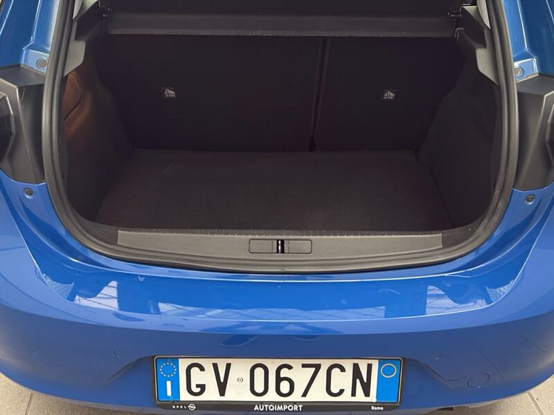 https://cdn-dk.caraffinity.it/dealer/datafiles/vehicle/images/800/32954/pgQuybPgl1RJWwIS.jpg?opacity=0&size=30&position=BOTTOM_RIGHT&border=0&watermark=%2Fdealer%2Fdatafiles%2Fvehicle%2Fimages%2Fwatermark%2F32954%2Fd28b17c5-03ca-4e26-bd0f-ab8818a4f7db.png