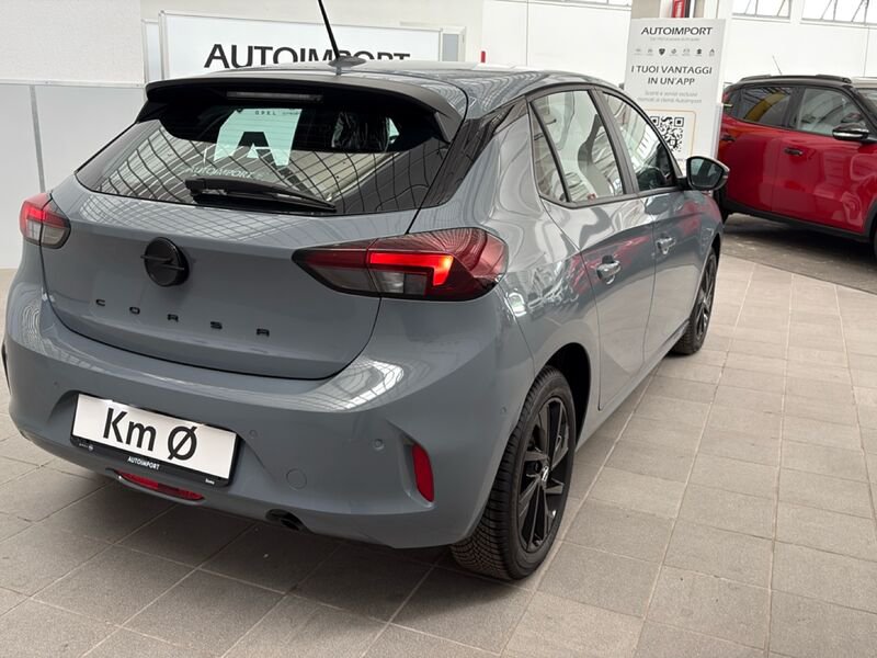 https://cdn-dk.caraffinity.it/dealer/datafiles/vehicle/images/800/32954/qh7V3LX4lv60CS04.jpg?opacity=0&size=30&position=BOTTOM_LEFT&border=0&watermark=%2Fdealer%2Fdatafiles%2Fvehicle%2Fimages%2Fwatermark%2F32954%2F59948587-165d-4d71-b051-089e3253b7a7.png