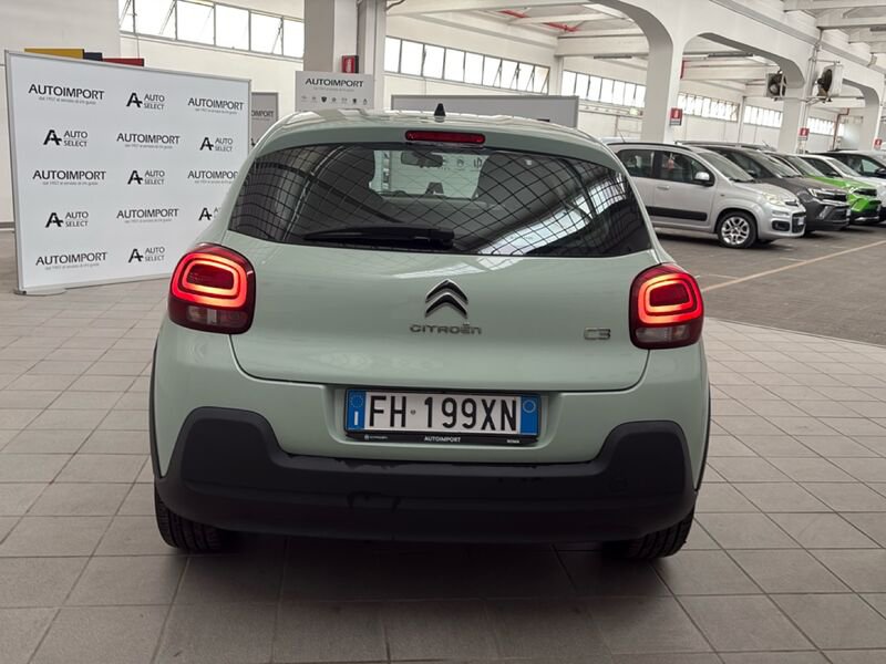 https://cdn-dk.caraffinity.it/dealer/datafiles/vehicle/images/800/32954/r9770mPFqcZJjLEc.jpg?opacity=10&size=20&position=BOTTOM_RIGHT&border=0&watermark=%2Fdealer%2Fdatafiles%2Fvehicle%2Fimages%2Fwatermark%2F32954%2F775f2d5d-ef44-4a55-8370-84cbc0998b87.png
