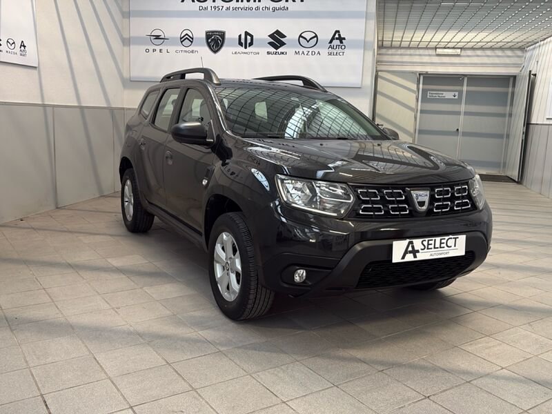 https://cdn-dk.caraffinity.it/dealer/datafiles/vehicle/images/800/32954/re0HDkKhM3yCipQ5.jpg?opacity=0&size=30&position=BOTTOM_RIGHT&border=0&watermark=%2Fdealer%2Fdatafiles%2Fvehicle%2Fimages%2Fwatermark%2F32954%2Fd28b17c5-03ca-4e26-bd0f-ab8818a4f7db.png