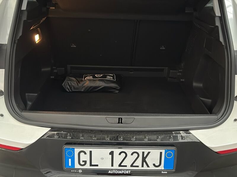 https://cdn-dk.caraffinity.it/dealer/datafiles/vehicle/images/800/32954/s7JPWbJdbTAmDdbY.jpg?opacity=0&size=30&position=BOTTOM_LEFT&border=0&watermark=%2Fdealer%2Fdatafiles%2Fvehicle%2Fimages%2Fwatermark%2F32954%2F59948587-165d-4d71-b051-089e3253b7a7.png