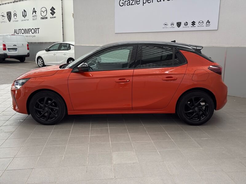 https://cdn-dk.caraffinity.it/dealer/datafiles/vehicle/images/800/32954/sDOP05aeeQ5icg2j.jpg?opacity=0&size=30&position=BOTTOM_LEFT&border=0&watermark=%2Fdealer%2Fdatafiles%2Fvehicle%2Fimages%2Fwatermark%2F32954%2F59948587-165d-4d71-b051-089e3253b7a7.png
