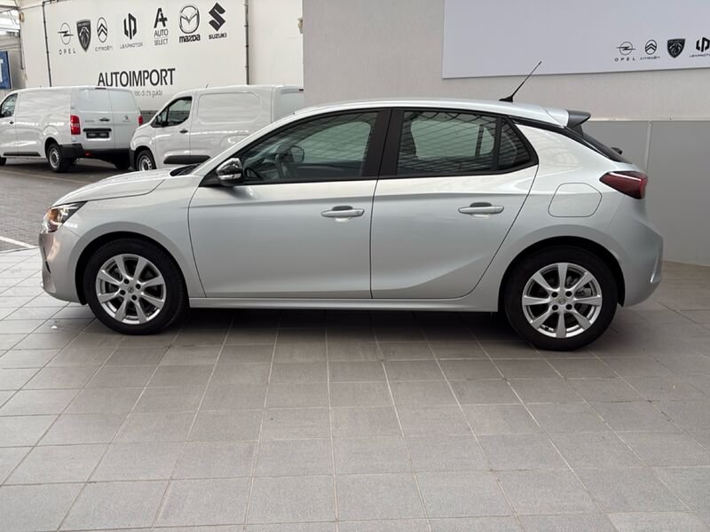 https://cdn-dk.caraffinity.it/dealer/datafiles/vehicle/images/800/32954/simODd5AYLHgVoVJ.jpg?opacity=0&size=30&position=BOTTOM_LEFT&border=0&watermark=%2Fdealer%2Fdatafiles%2Fvehicle%2Fimages%2Fwatermark%2F32954%2F59948587-165d-4d71-b051-089e3253b7a7.png